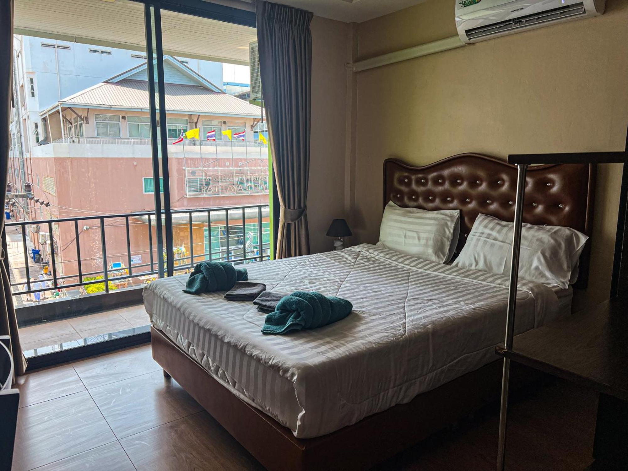 Smyrna Lejlighed Pattaya Eksteriør billede